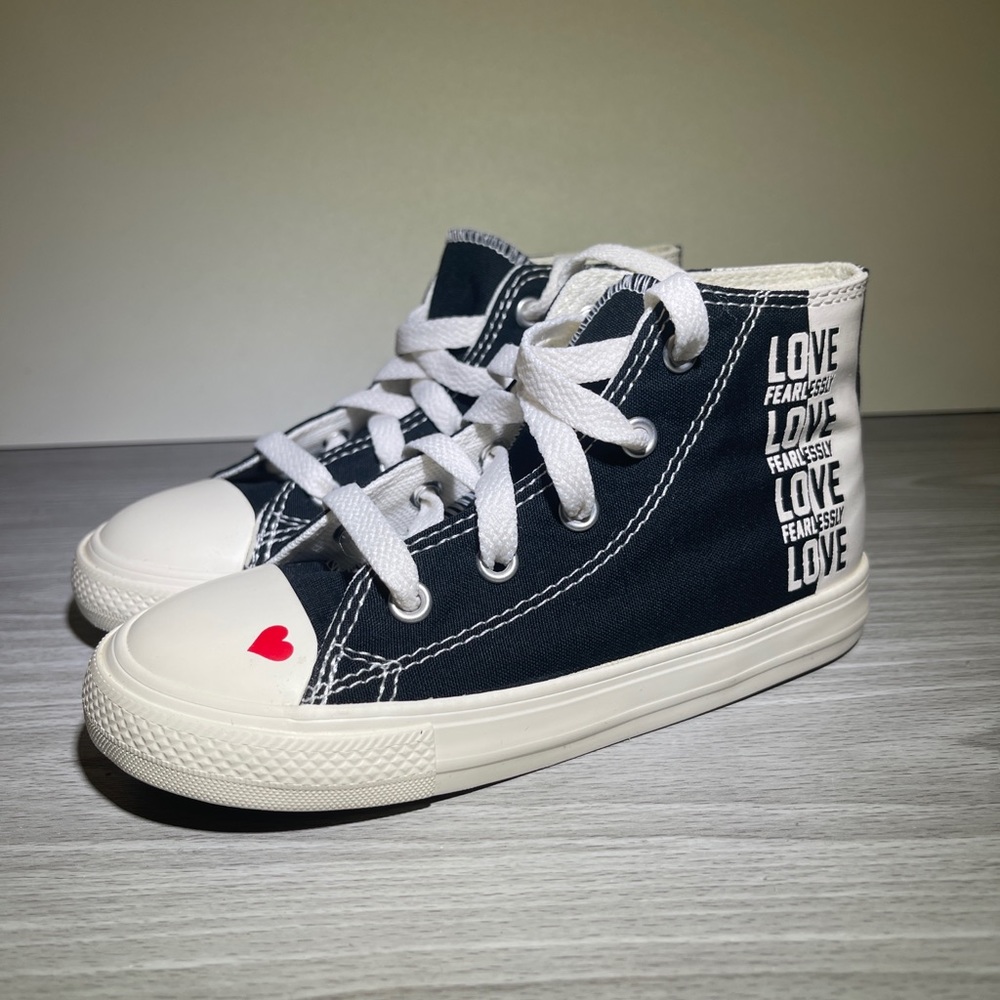 Converse Chuck Taylor AllStar HighTop Love Toddler